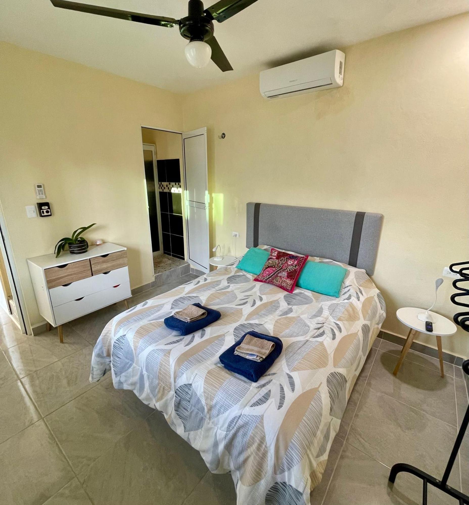 Isla Bonita - Isla Mujeres Centro Apartment Екстериор снимка